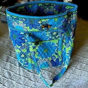 Vera Bradley weekender Bag in Daisy Doodle